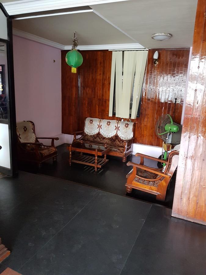 Hotel Boban Plaza Thiruvananthapuram Екстер'єр фото